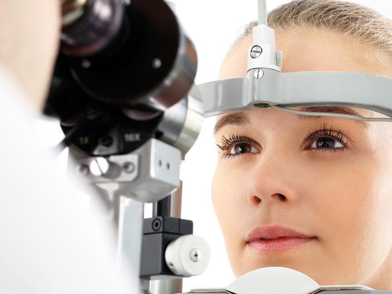 Bạn đã biết cách chăm sóc mắt để không tăng độ cận chưa?